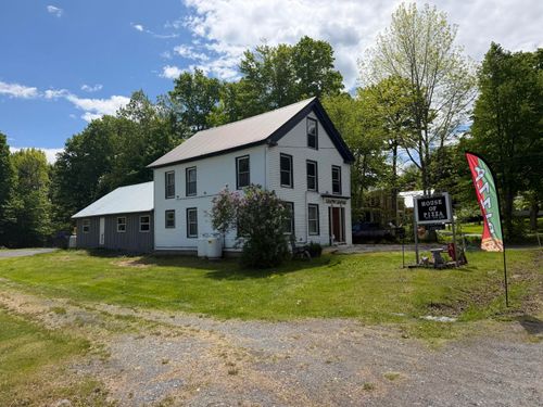 20 Pleasant St, Monson, ME, 04464-2002 | Card Image