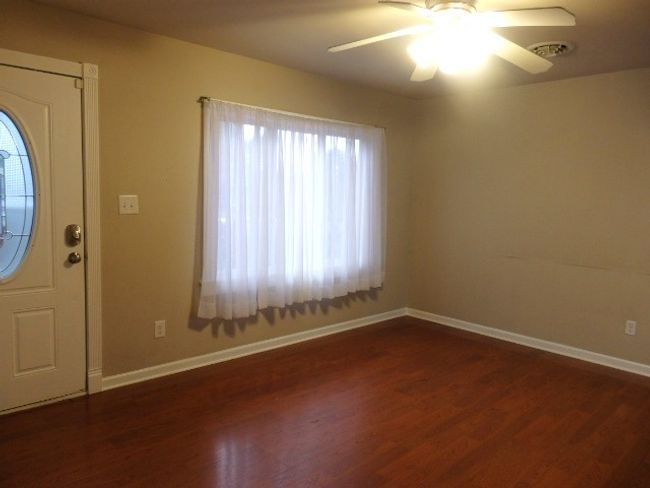 3440 20 Th Pl, House other with 3 bedrooms, 1 bathrooms and null parking in Lake Station IN | Image 4