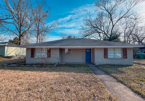 106 Ezell St, Palestine, TX, 75801-7610 | Card Image