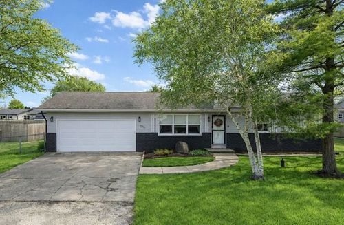 2215 Heather Hills Dr, Saint Joseph, IL, 61873-9411 | Card Image