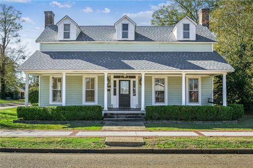 430 Main St, Franklinton, LA, 70438-1040 | Card Image