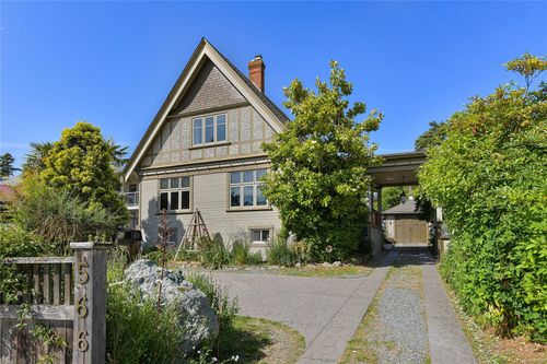 566 Gorge Rd W, Victoria, BC, V9A1N4 | Card Image