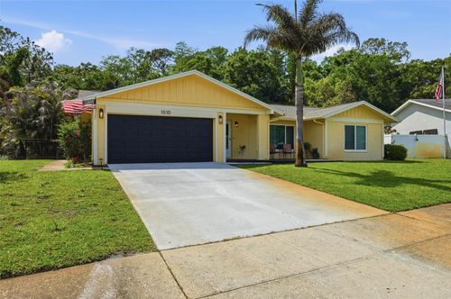 1010 Mainsail Way, PALM HARBOR, FL, 34685-1517 | Card Image