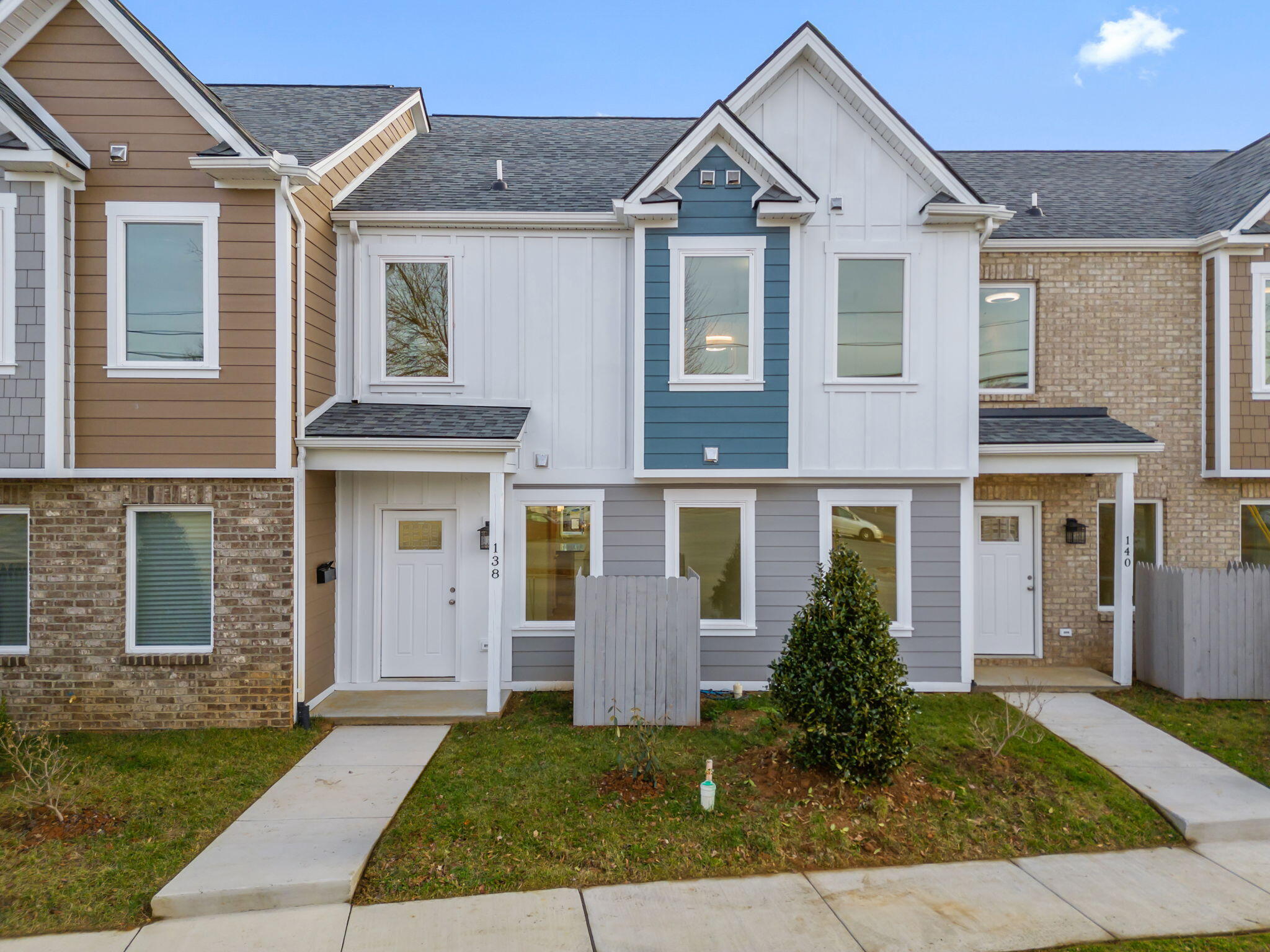 Calhoun St, Salem, VA 24153