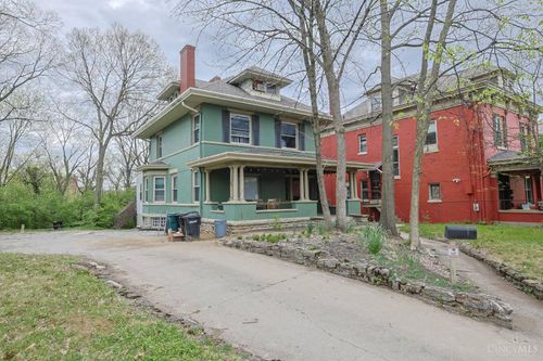 452 Riddle Road, Cincinnati, OH, 45220 | Card Image