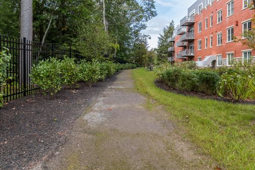 206-75 Mcauley Way, Portland, ME, 04103-3360 | Card Image