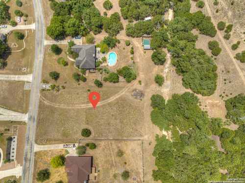 889 Long Mdw, Spring Branch, TX, 78070-5957 | Card Image