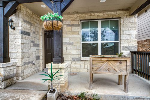 7719 Paraiso Crst, Boerne, TX, 78015-5088 | Card Image