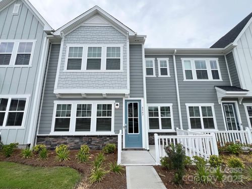 8947 Nettleton Ave, Charlotte, NC, 28215-4902 | Card Image