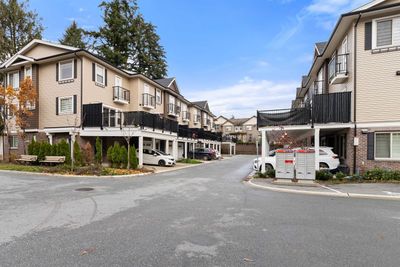 13 - 1950 Salton Rd, Townhouse with 3 bedrooms, 2 bathrooms and 2 parking in Abbotsford BC | Image 1