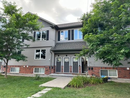 214 Erie St, Port Colborne, ON, L3K0A6 | Card Image