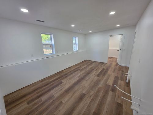 16 S Densmore St, Muskegon, MI, 49442-1515 | Card Image