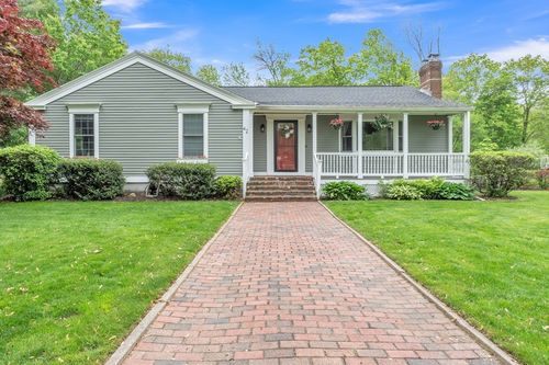 42 A Young Rd, Charlton, MA, 01507-1560 | Card Image