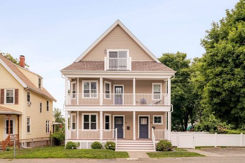 18-18 Cudworth St, Medford, MA, 02155-4758 | Card Image
