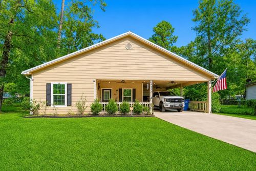 337 Windwood Dr, Livingston, TX, 77351-1385 | Card Image