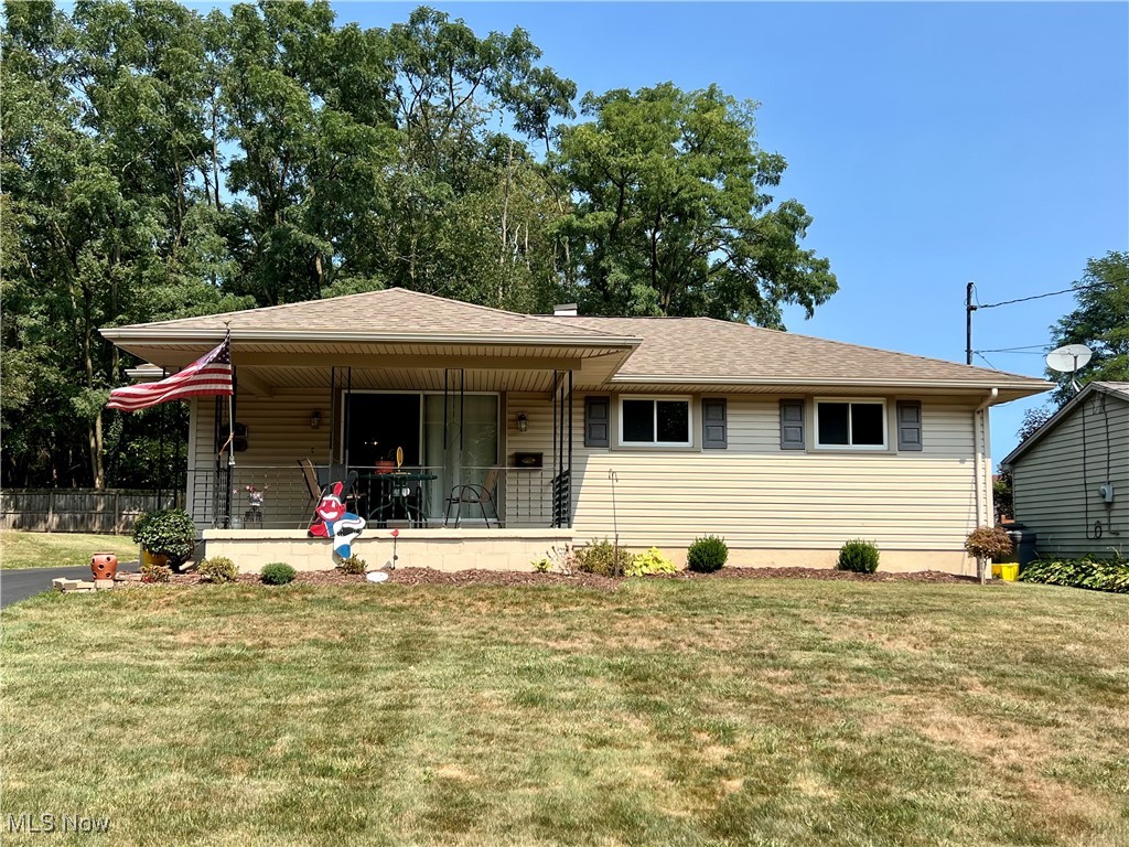 Sunnybrooke Dr, Youngstown, OH 44511