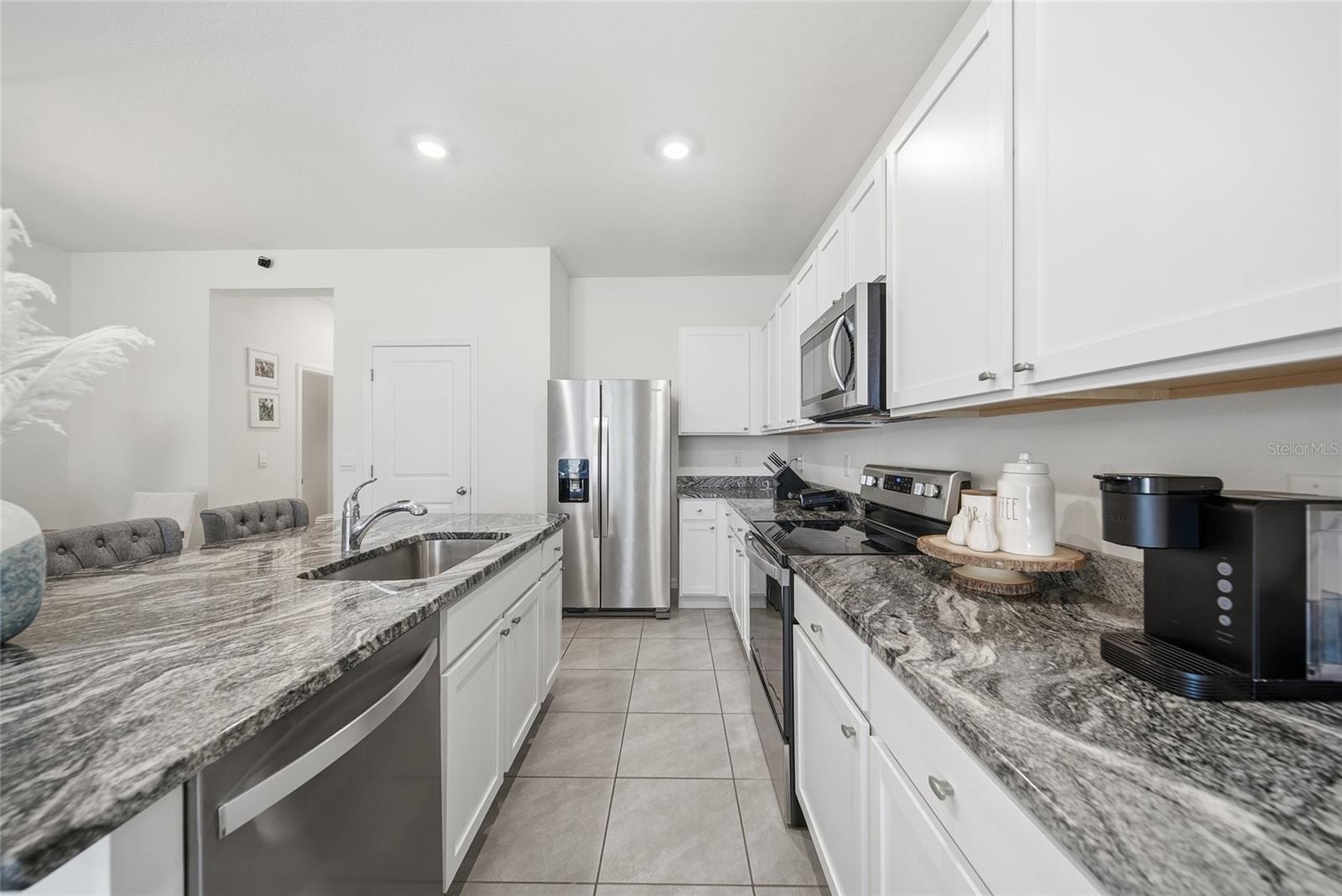 Residential Lease in WESLEY CHAPEL 5