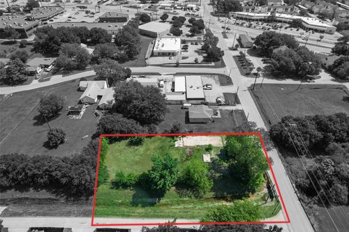 609 Gatewood Rd, Garland, TX, 75043-3313 | Card Image