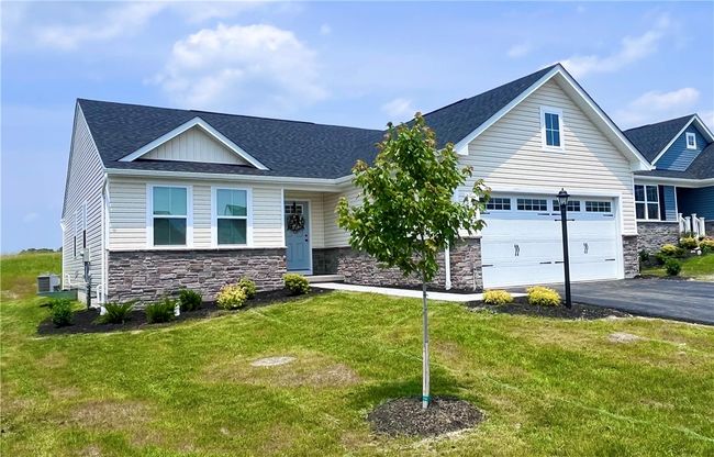 103 Dominic Dr, House other with 3 bedrooms, 3 bathrooms and 2 parking in Twp of But SW PA | Image 25