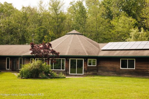stop-36-83 May Hill Rd, Ghent, NY, 12075-1931 | Card Image