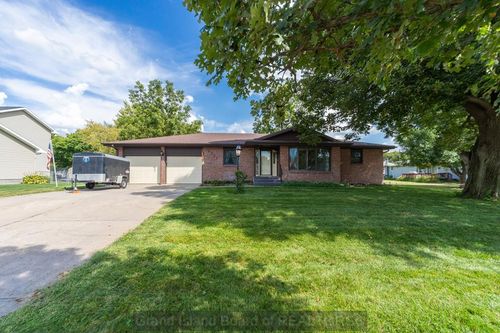 2227 Berryman Ln, Central City, NE, 68826-2108 | Card Image