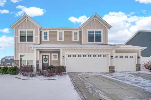 208 Sweetbay St, Valparaiso, IN, 46385-0053 | Card Image