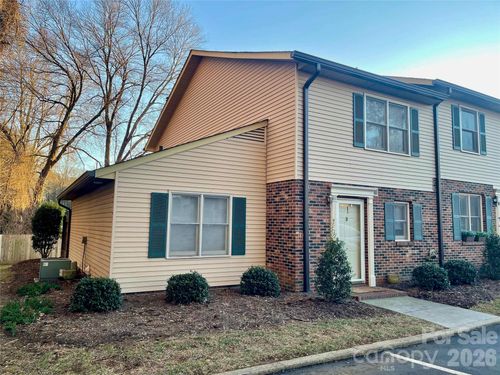 apt-191-1330 5th St Ne, Hickory, NC, 28601-2077 | Card Image