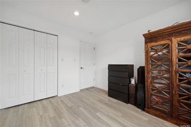 103 - 661A E Broadway, Condo with 3 bedrooms, 2 bathrooms and 3 parking in Long Beach NY | Image 18