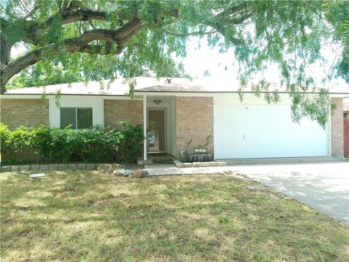 2118 Meadowgrove Dr, Corpus Christi, TX, 78414-2614 | Card Image