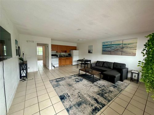 1-3100 Ne 9th St, Fort Lauderdale, FL, 33304 | Card Image