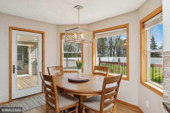 16_28942DawsonAve_370_DiningArea2_Large.jpg | Image 9
