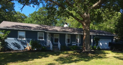 230 California Ave, North Muskegon, MI, 49445-2752 | Card Image