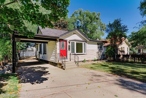 2918 Nagle Ct, Keego Harbor, MI, 48320-1433 | Card Image