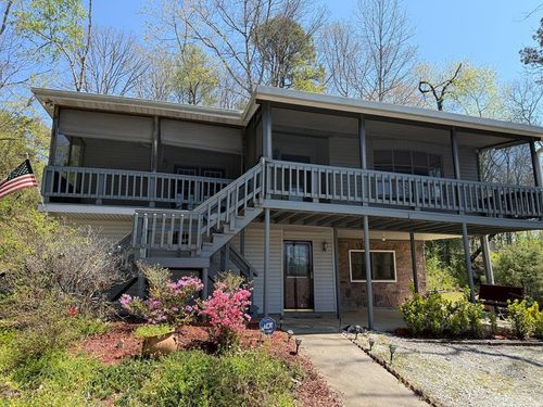 605 Lakeshore Dr, Franklin, NC, 28734-6627 | Card Image