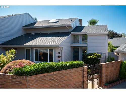 7445 Sw Greens View Ct, Wilsonville, OR, 97070-9405 | Card Image