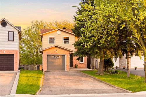 3124 Driftwood Drive, Burlington, ON, L7M3C9 | Card Image