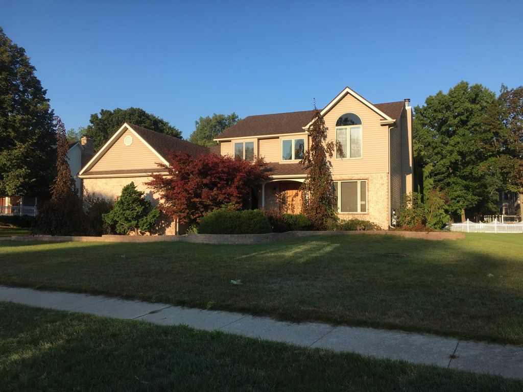 Shorewood Dr, Fort Gratiot, MI 48059