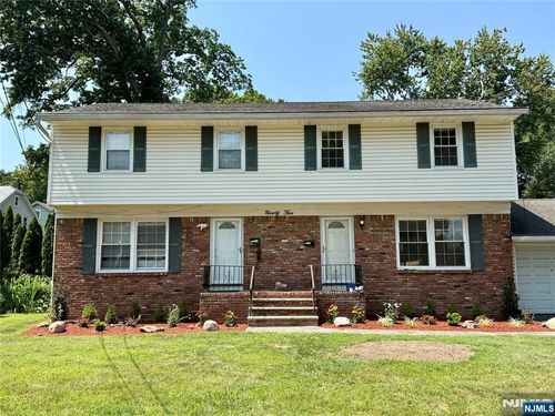 95 Cortland Pl, Tenafly, NJ, 07670-1534 | Card Image