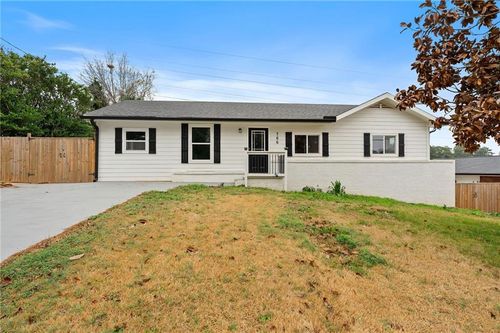 766 Longleaf Dr, Forest Park, GA, 30297-4105 | Card Image