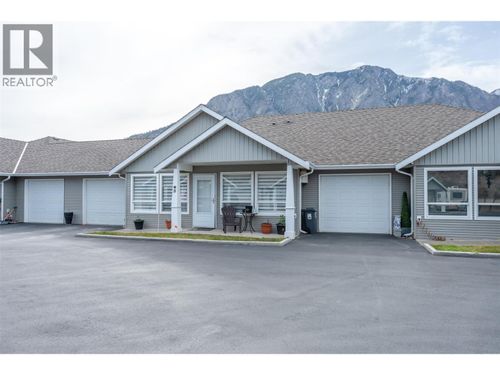8-601 9th St, Keremeos, BC, V0X1N3 | Card Image