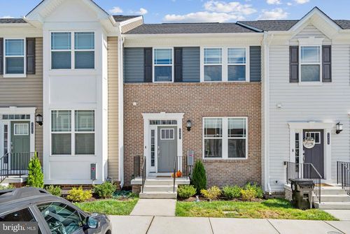 2407 Woodlands Rd, WINDSOR MILL, MD, 21244-1771 | Card Image