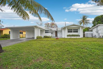 6600 Sw 7th St, House other with 4 bedrooms, 2 bathrooms and null parking in Pembroke Pines FL | Image 1