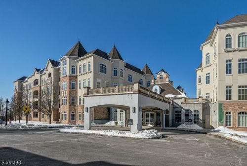 103 Metzger Dr, West Orange, NJ, 07052-6619 | Card Image