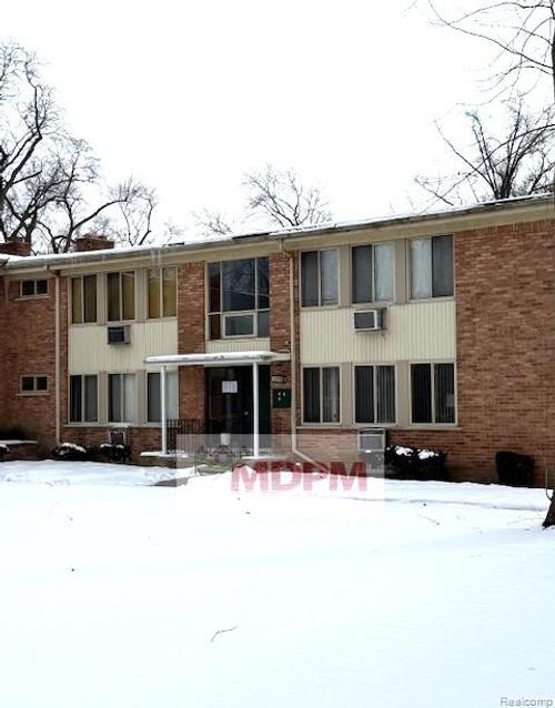 17276 Bentler St, Detroit, MI, 48219-4701 | Card Image