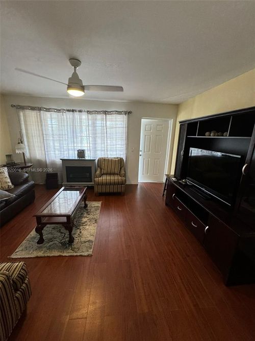 221-221 Kent M, West Palm Beach, FL, 33417-1726 | Card Image