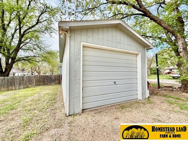 902 A St, House other with 3 bedrooms, 2 bathrooms and 1 parking in Fairbury NE | Image 23