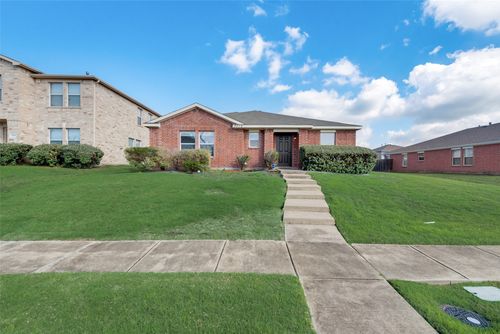 3012 Southern Hills Ln, Mesquite, TX, 75181-4037 | Card Image