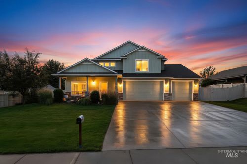 1101 Saddle Horn Ln, Parma, ID, 83660-5004 | Card Image