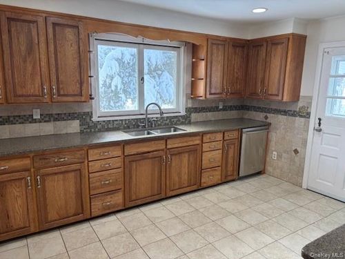 119 Righters Corners Rd, Pine Plains, NY, 12567-5659 | Card Image