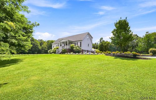 465 Lyman Ln, Johnstown, PA, 15909-1423 | Card Image